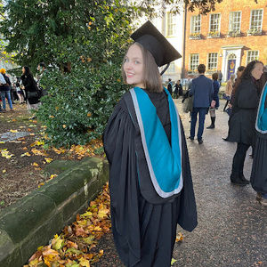 Meet your Posher, Annie